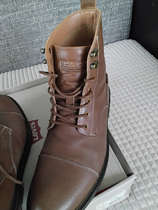 Levis nahksaapad 44 (3 foto / 3)