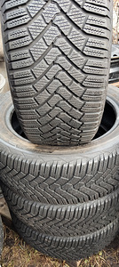 215/55 R17 98T GOODYEAR ULTRAGRIP ICE 3 (8 foto / 10)