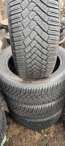 215/55 R17 98T GOODYEAR ULTRAGRIP ICE 3 (10 foto / 10)