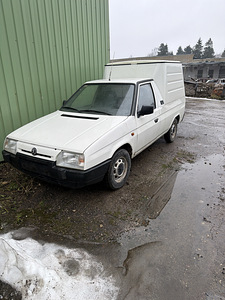 Skoda Favorit (1 foto / 5)