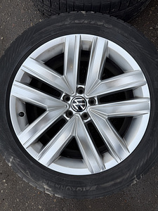 19" оригинальные диски Volkswagen Touareg 5x112 + зимние шины (4 фото из 9)