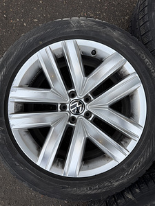 19" оригинальные диски Volkswagen Touareg 5x112 + зимние шины (6 фото из 9)