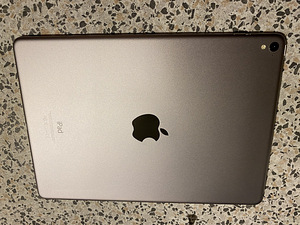 Apple iPad Pro 9.7 128 (1 foto / 5)