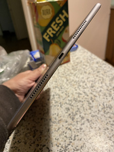 Apple iPad Pro 9.7 128 (2 foto / 5)