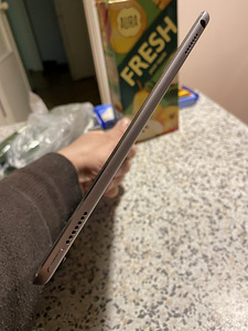 Apple iPad Pro 9.7 128 (3 foto / 5)