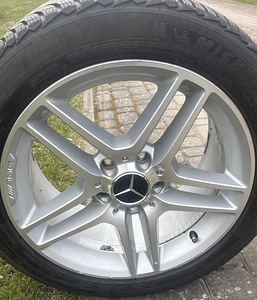 MERCEDES BENZ AMG ORIGINAAL VALUVELJED (2 foto / 7)