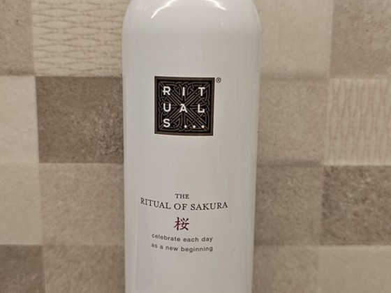RITUALS Dušigeel-vaht The Ritual of Sakura 200 ml