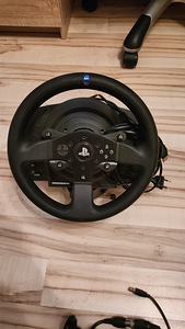 Thrustmaster T300 RS (2 foto / 4)