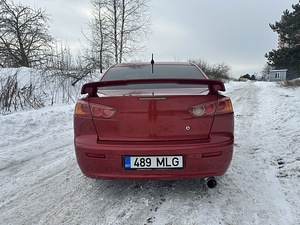Mitsubishi Lancer 1.8 (3 foto / 8)