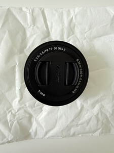 Sony E-mount 16-50mm F3.5-5.6 OSS II Продаю китовый объектив (1 фото из 4)