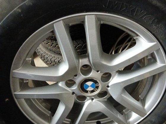 BMW rataste komplekt.