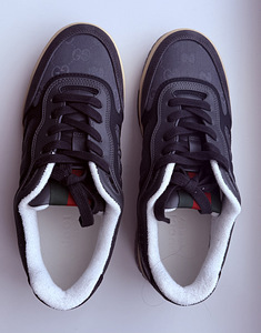 Gucci Mens Re-Web Monogram Sneakers , Gray (2 foto / 6)