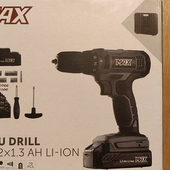 Аккумуляторная дрель Max 20V Li-Ion, 79 аксессуаров