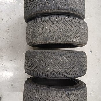 Continental VikingContact7 235/45R18 M+S