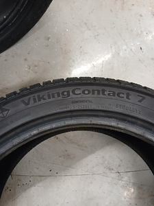 Continental VikingContact7 235/45R18 M+S (7 foto / 10)