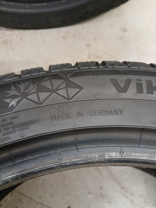 Continental VikingContact7 235/45R18 M+S (9 foto / 10)