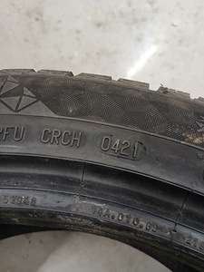 Continental VikingContact7 235/45R18 M+S (10 foto / 10)