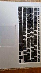 Apple MacBook Air модель A1466 (3 фото из 5)