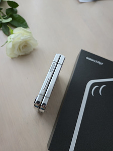 Samsung Galaxy Z Flip5 (7 фото из 9)
