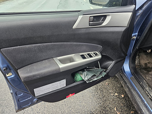 Subaru Forester 4x4 manuaal (9 foto / 11)