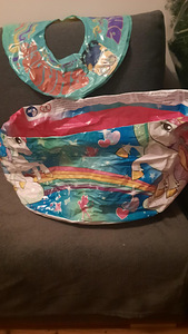 Продаются детские надувные ванночка и круг для купания (1 фото из 2)