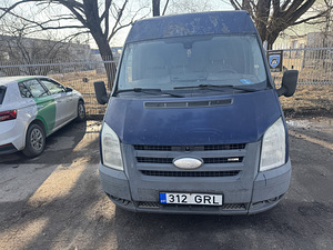 Ford Transit (2 фото из 4)