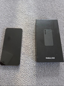 Samsung Galaxy S24 (3 фото из 4)