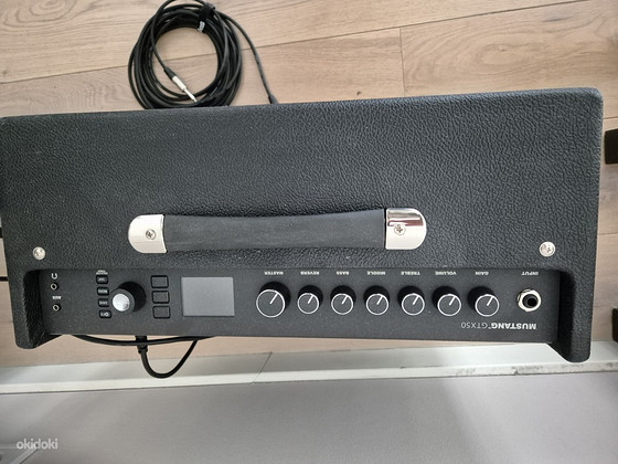 Fender Squier + Mustang GTX50 amp + case, cable, stand