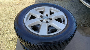 Nissan X-Trail (13 foto / 14)