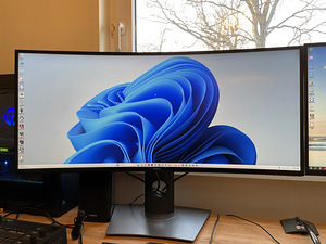 34" Dell UltraSharp U3417W, IPS 3440x1440 (1 foto / 2)