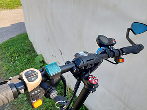 Ultron T11 Plus (8 фото из 9)