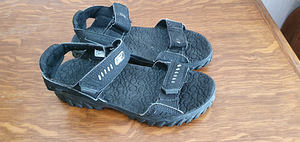Сандалии Timberland, р.33, Reebok, р.34 (3 фото из 4)