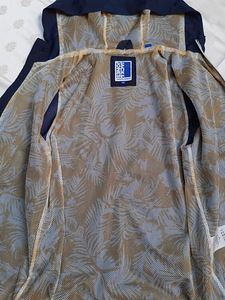Võrkvoodril tuulejope/kilejope Jack&Jones s. 164 (3 foto / 9)