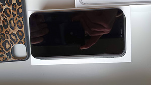 iPhone 11 (3 фото из 3)