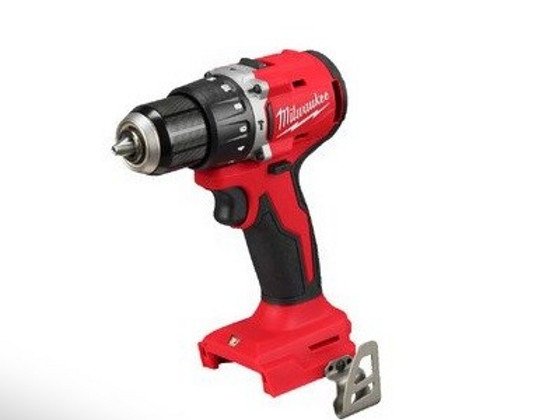 Аккумуляторная дрель Milwaukee M18 CBLPD