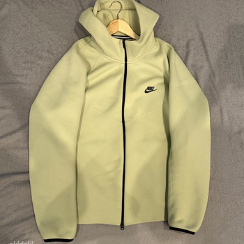 Nike Tech Fleece
