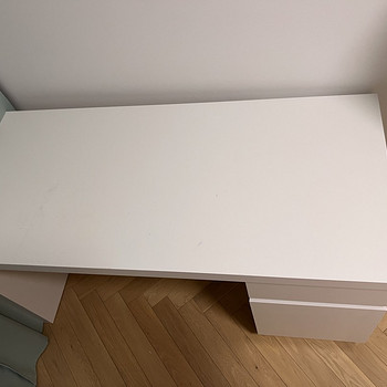 KIRJUTUSLAUD / LAUD — IKEA MALM