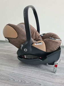 Cybex Cloud Q + Isofix turvatool/kandekott (1 foto / 4)