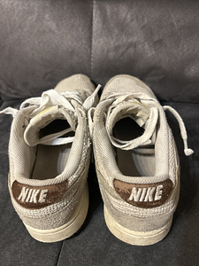Продаются хорошо сохранившиеся кроссовки Nike (2 фото из 4)