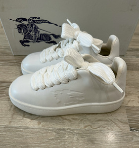 Кроссовки Burberry (36,5) оригинал (3 фото из 6)