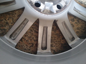 Toyota Lexus R18 valuveljed rehvidega (3 foto / 4)