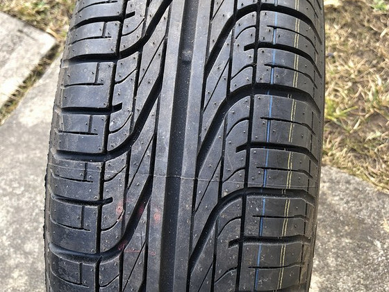 Pirelli P 6000 6J X 15 veljel Opeli jaoks Uus
