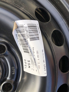 Pirelli P 6000 6J X 15 veljel Opeli jaoks Uus (4 foto / 8)