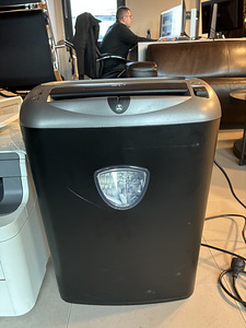 Fellowes 70S dokumendipurustaja / paberipurustaja (1 foto / 2)