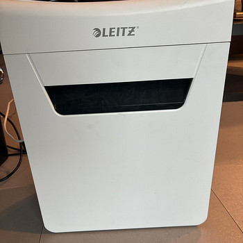 Dokumendipurustaja Müüa kvaliteetne Leitz IQ Protect 8X doku