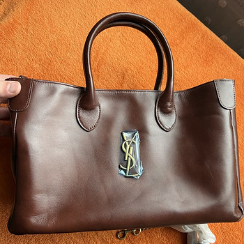 Yves Saint Laurent kandekott