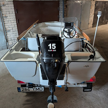 Mootorpaat Astra M400