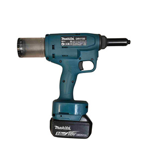 Needipüstol Makita DRV150Z + 5,0Ah + Karp (1 foto / 6)