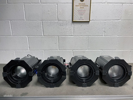 THA-100F Theater Spot 100 W COB LED