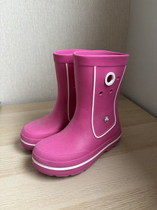 Crocs (1 foto / 3)